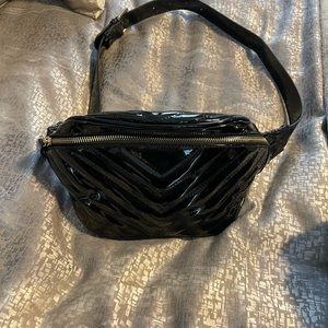Shiny black zip Fanny pack